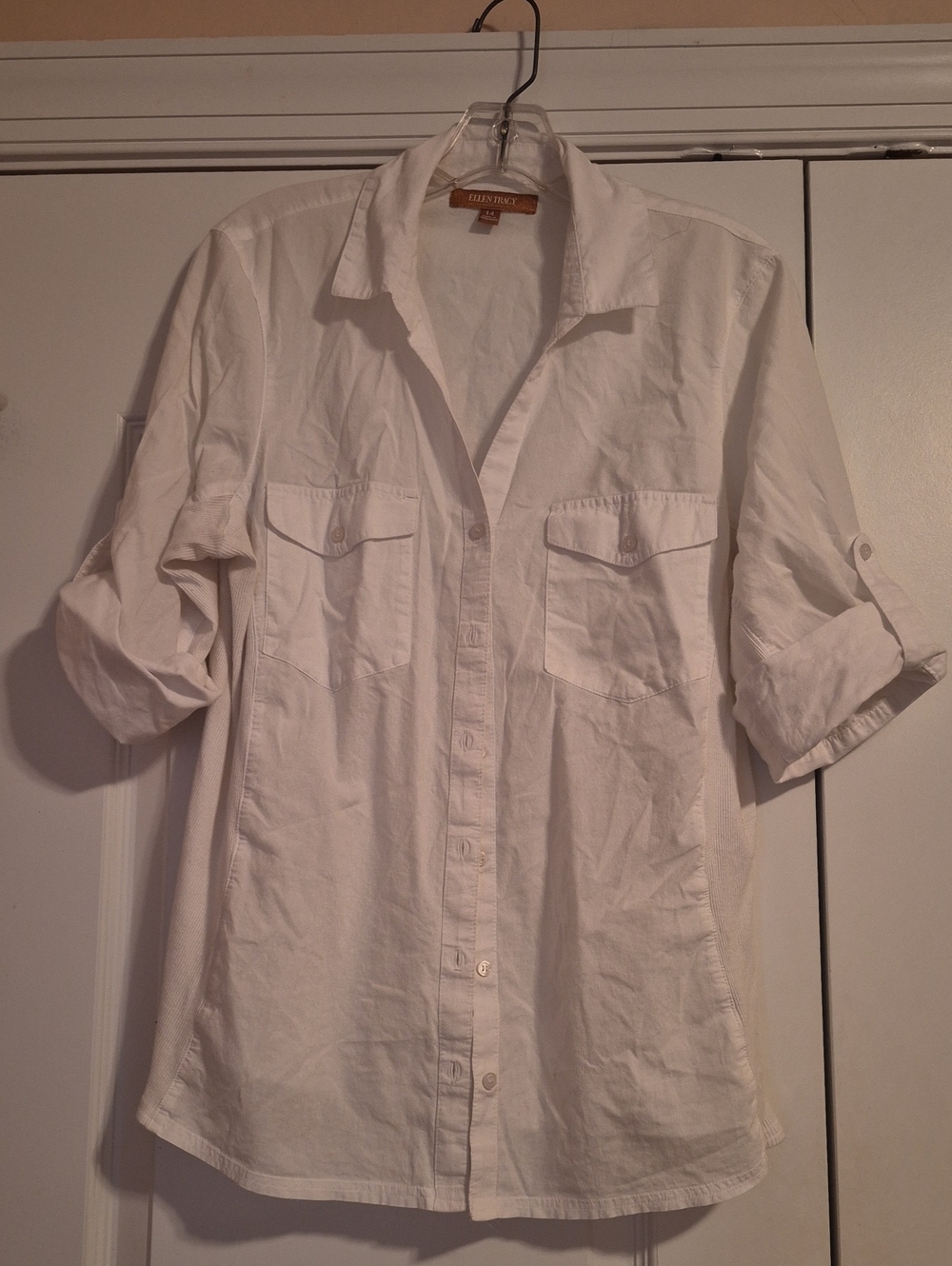 Ellen Tracy White Button-Down Shirt